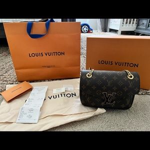 LV authentic Passy